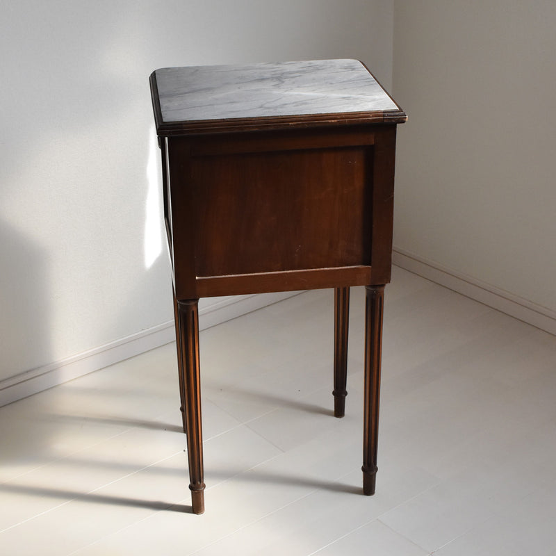 ヴィンテージ　ナイトテーブル マーブルトップ