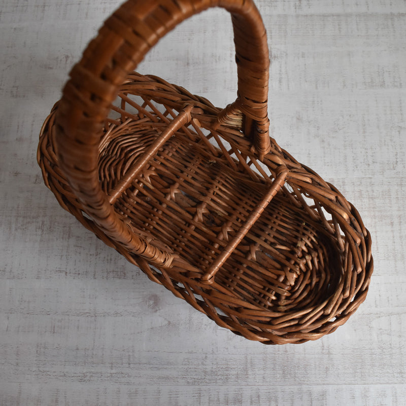 For vintage basket bottles