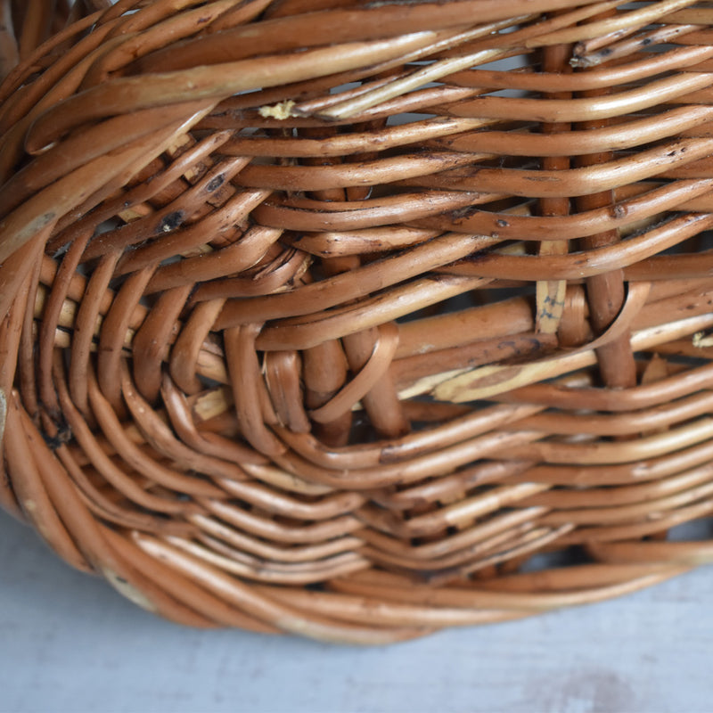 For vintage basket bottles