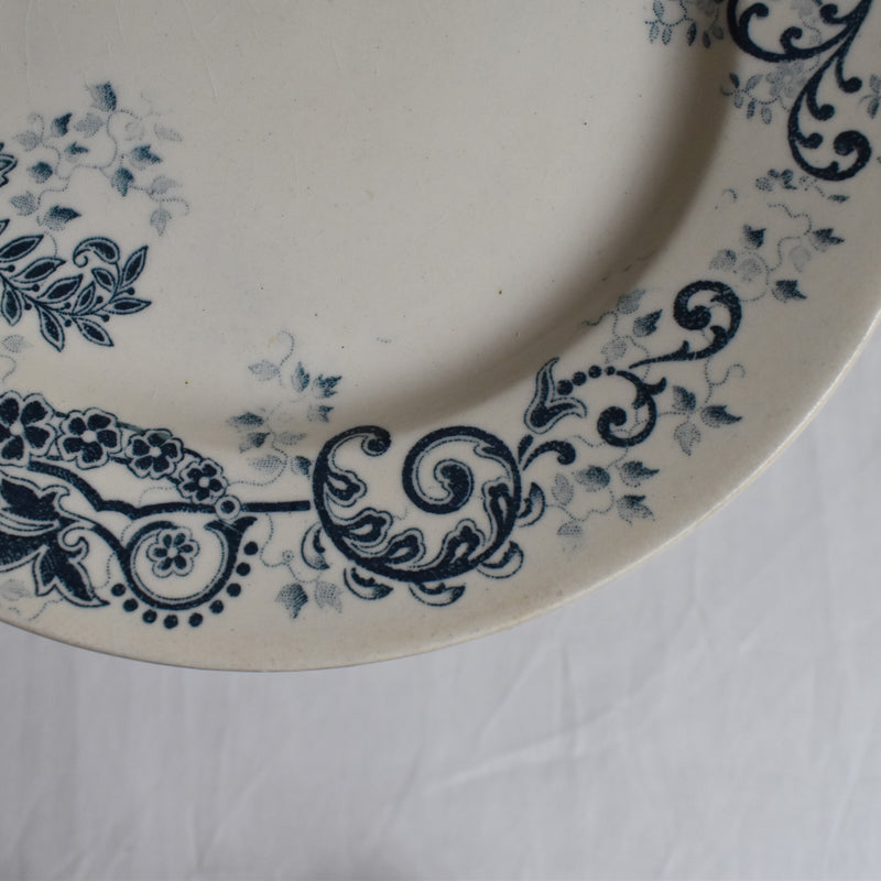 Antique Pedestal Plate, Choisy-le-Roi Sévigné