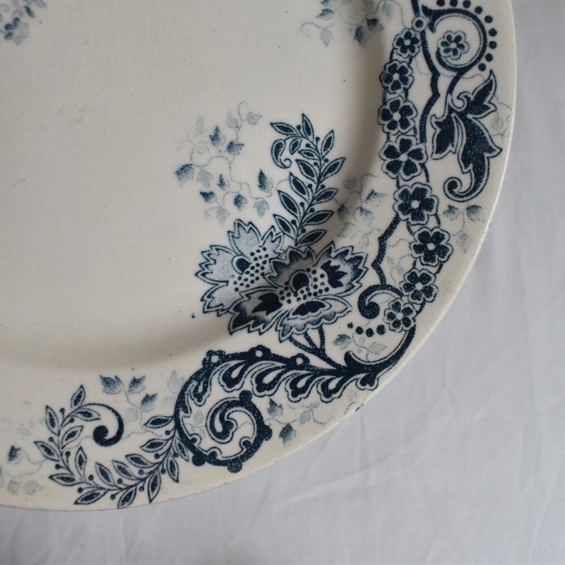 Antique Pedestal Plate, Choisy-le-Roi Sévigné