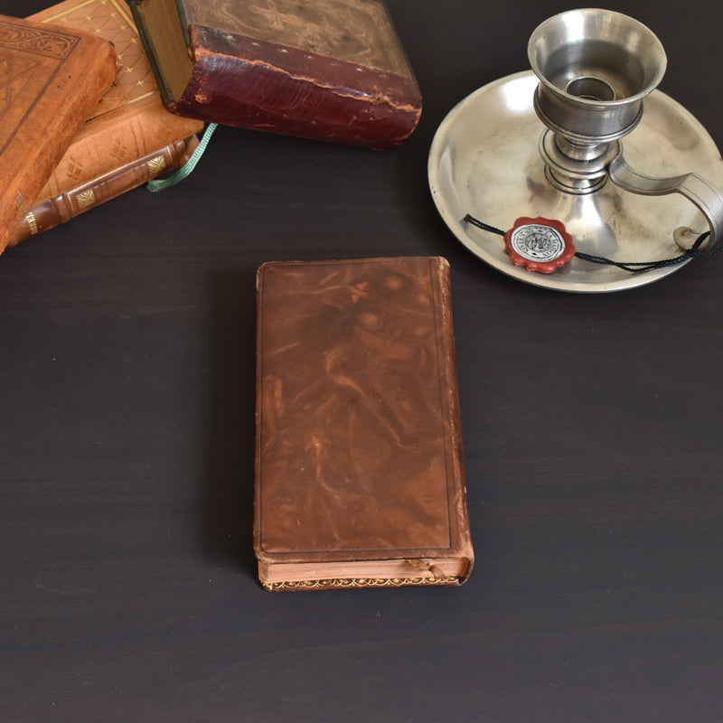 Vintage book: Missel de Christ Roi