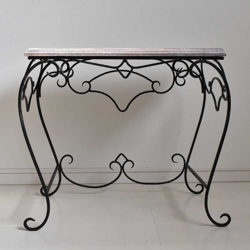 Vintage nesting tables