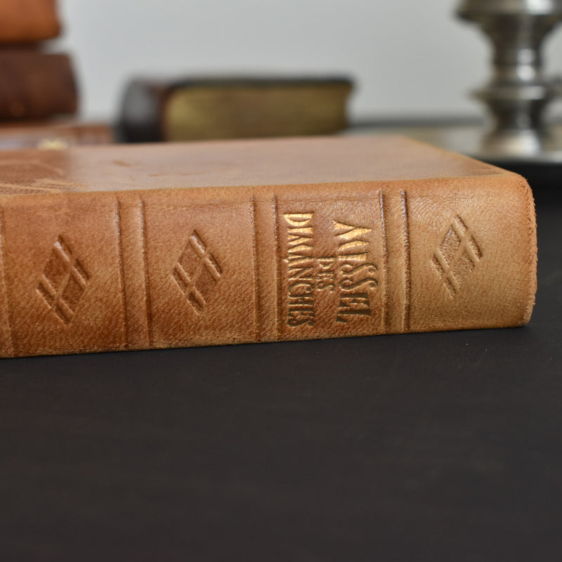 Vintage book: Missal for Sundays