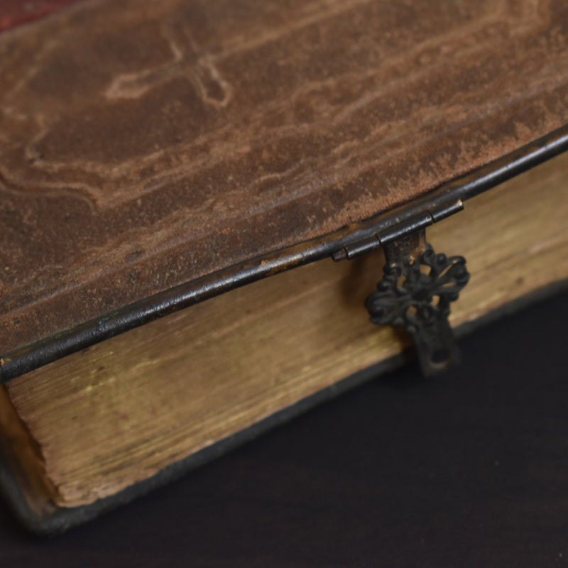 Antique book: Receuil de Prières