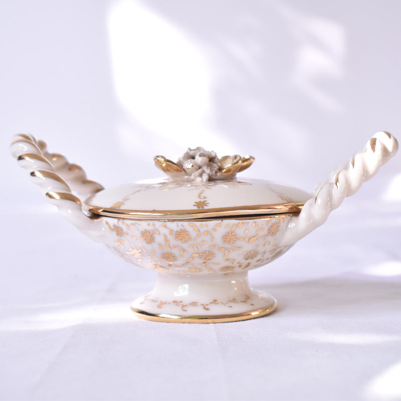 ドラサンヴァル  ヴィンテージ  ボンボニエール　ホワイトフラワー