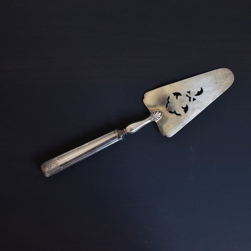 Cake server, silver