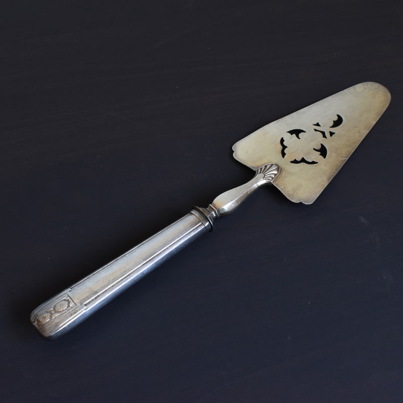 Cake server, silver