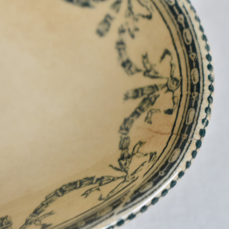 Antique sauce boat, Salins, Ruban