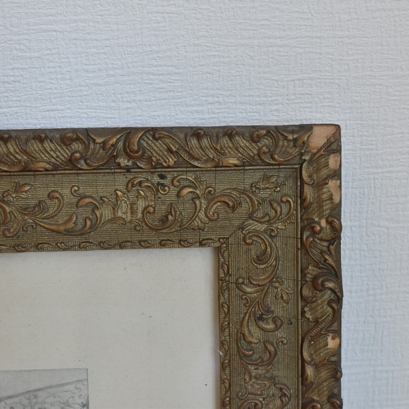 Antique frame with picture, Mon fiancé