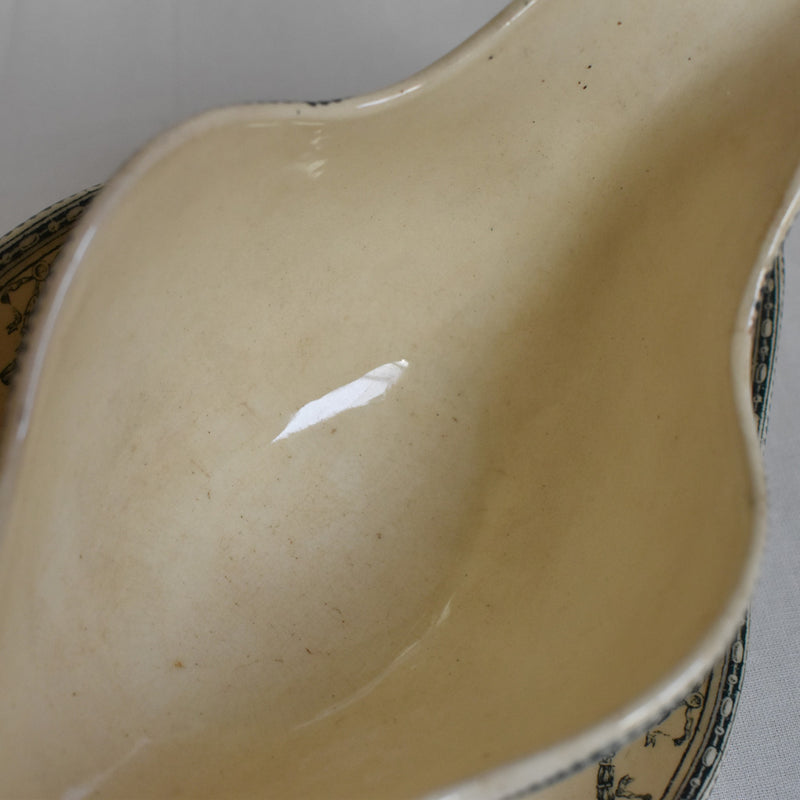 Antique sauce boat, Salins, Ruban