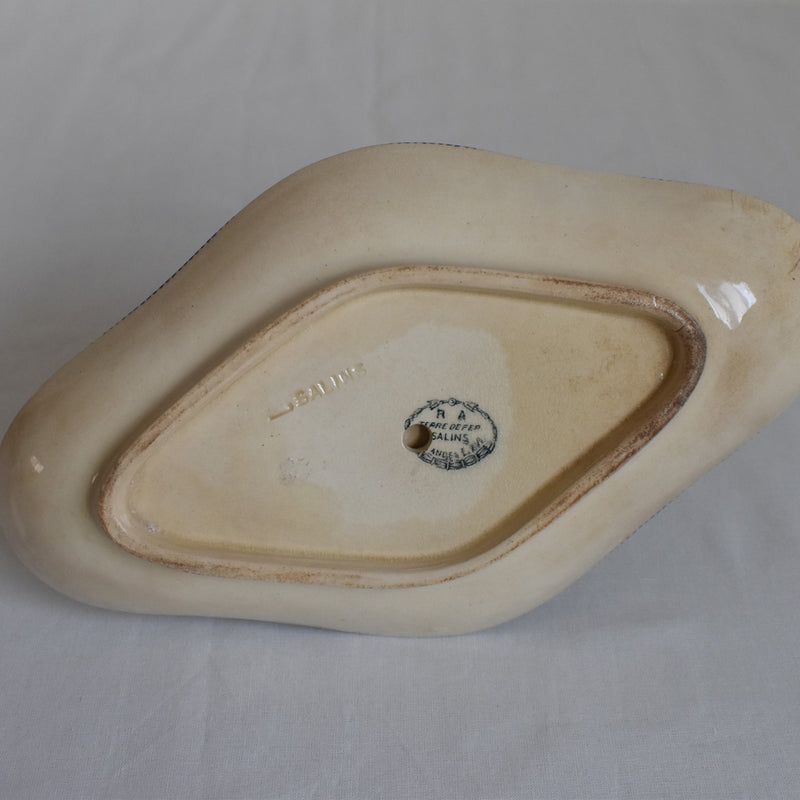Antique sauce boat, Salins, Ruban
