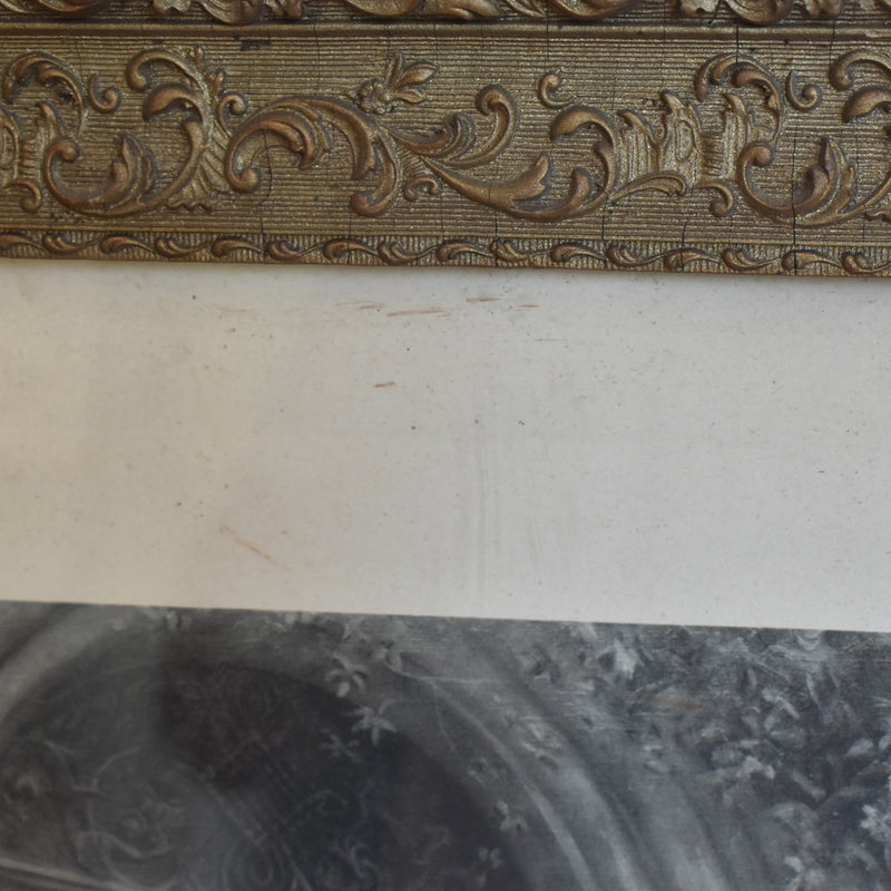 Antique frame with picture, Mon fiancé