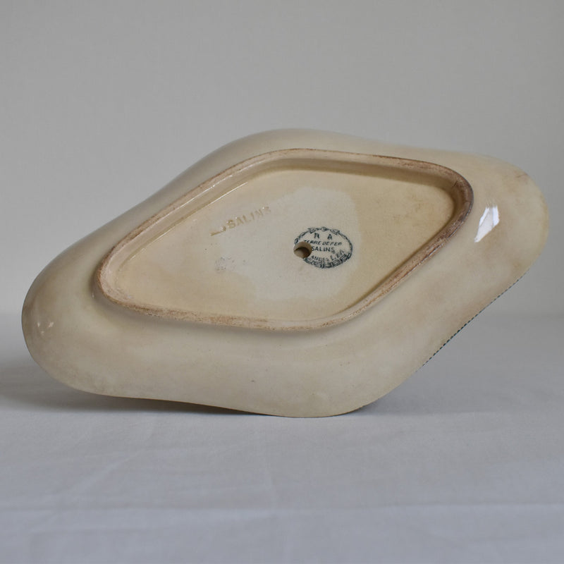 Antique sauce boat, Salins, Ruban