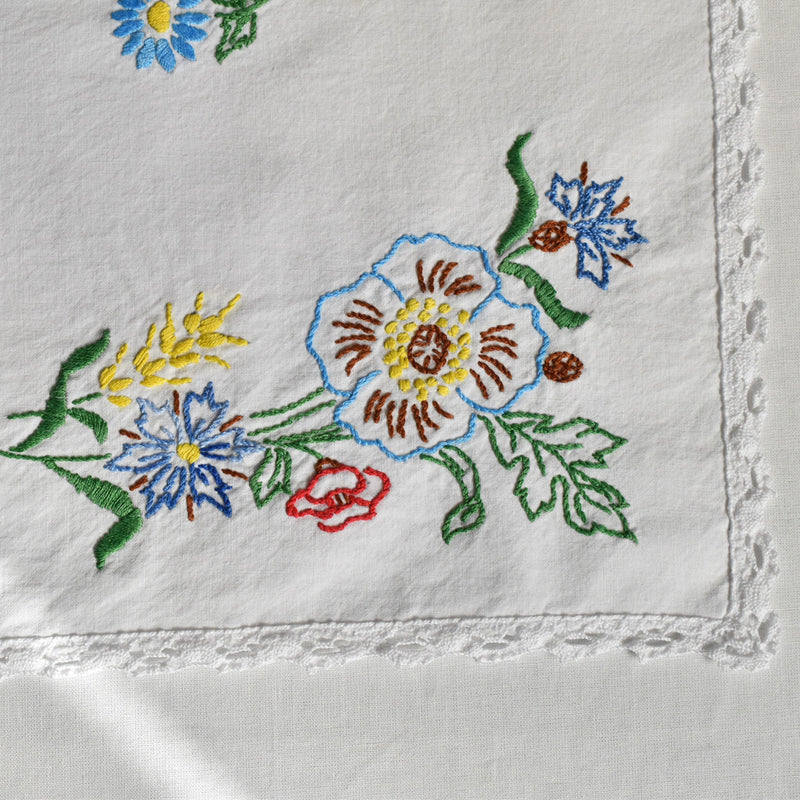 ヴィンテージテーブルセンター　花のブーケ