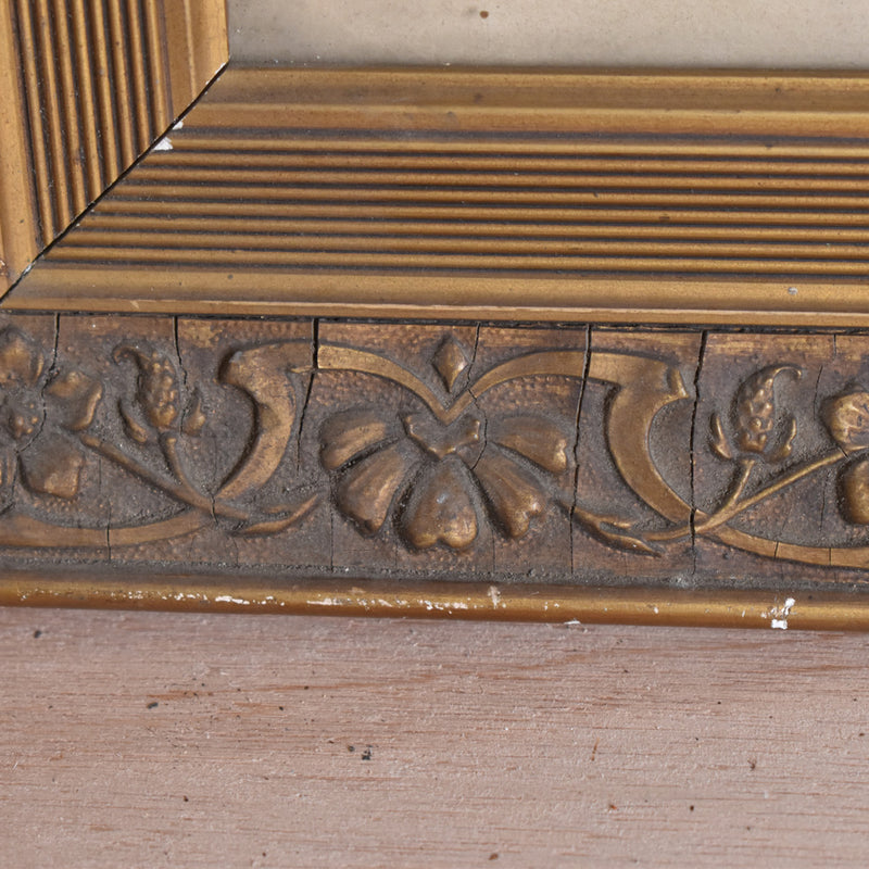 Antique Frame with Picture - Une belle Matinée