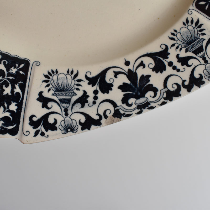 Antique plate E.Bourgeois (Gien) Ibis Carré Bleu B