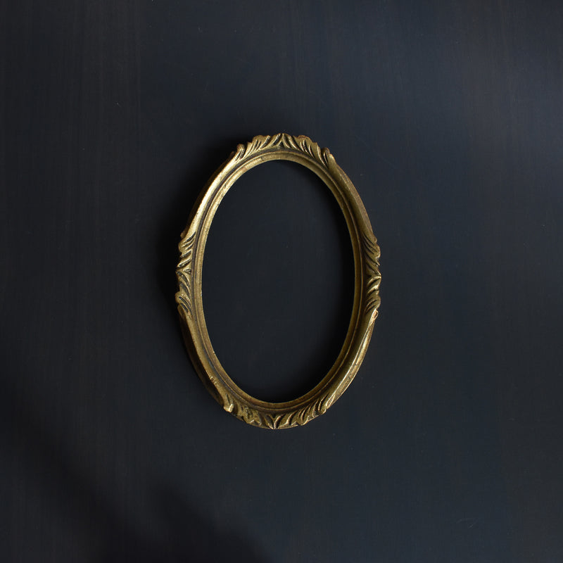 Vintage Frame Oval 16x10.5cm B