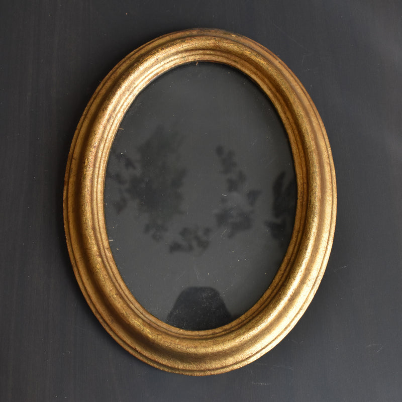 Vintage Frame Oval B