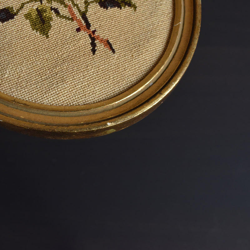 Vintage Oval Frame "Cross-stitch Rose"