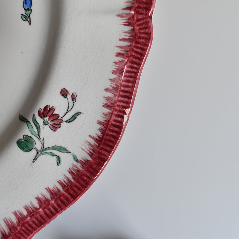 Antique plate Longchamp Olga