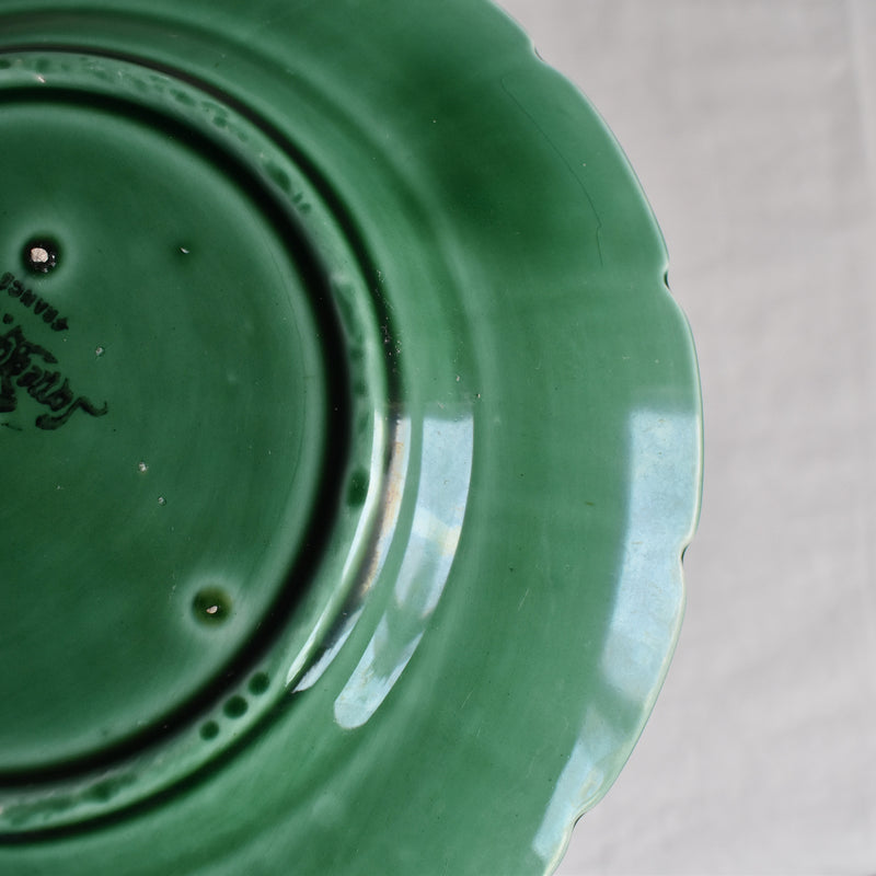 Antique Dessert Plate, Sarreguemines Barbotine "Vigne verte B"