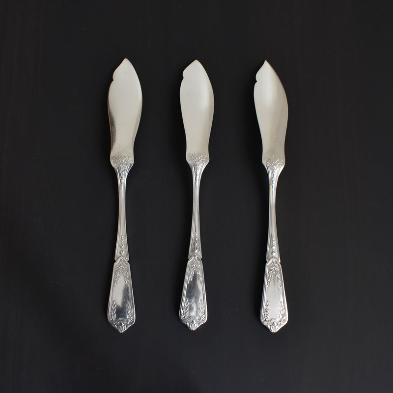 ヴィンテージ魚用ナイフ Ercuis（一部大阪店展示中）