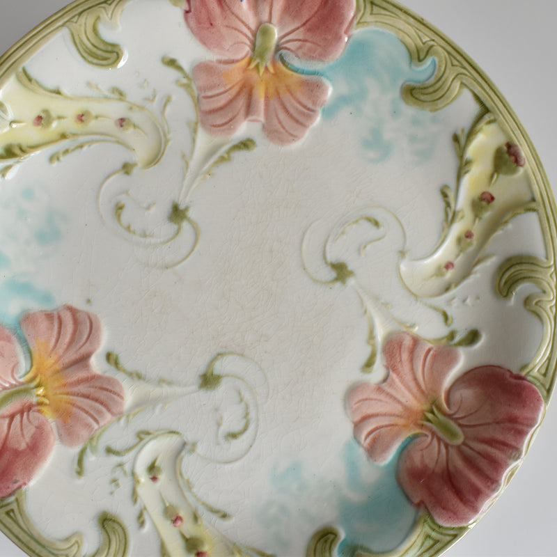 Antique dessert plate Lunéville Barbotine Pensée B