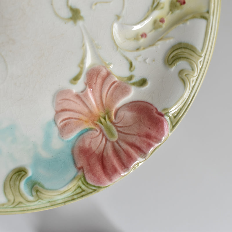 Antique dessert plate Lunéville Barbotine Pensée B