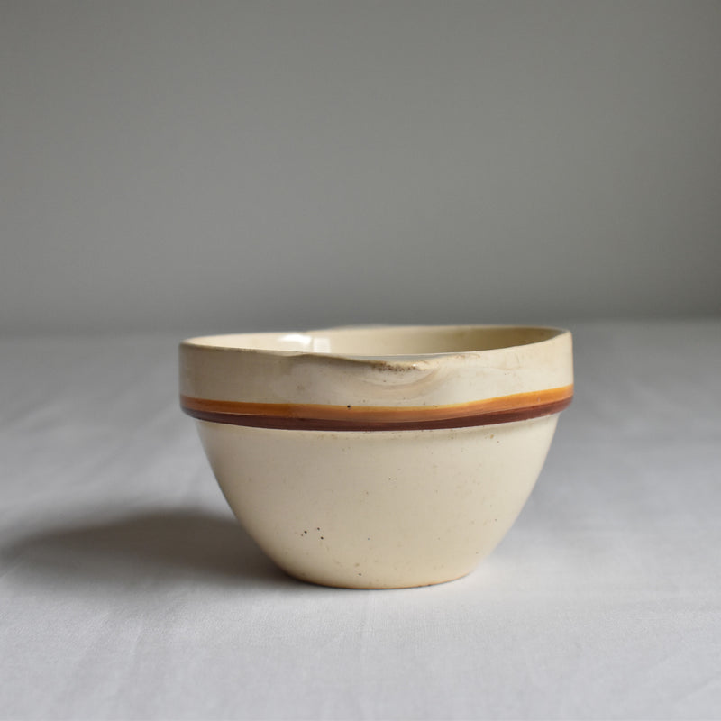 Vintage Bowl, Digoin & Sarreguemines, oreille A (on display at Osaka store)