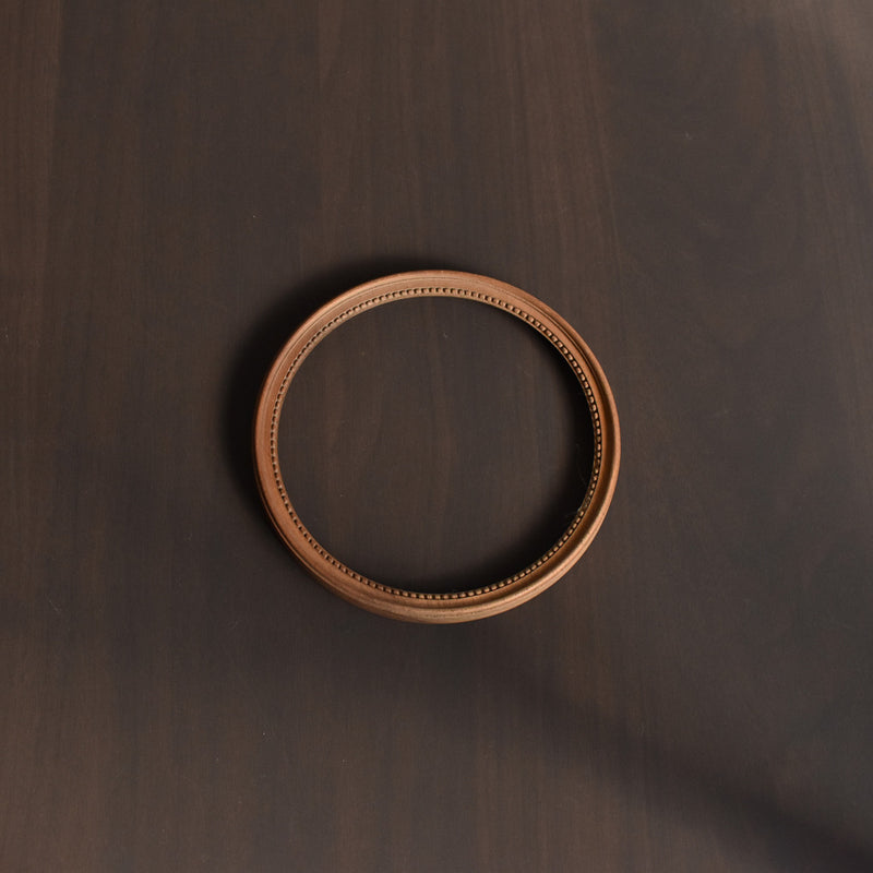 Antique Frame - Round Wood Dot