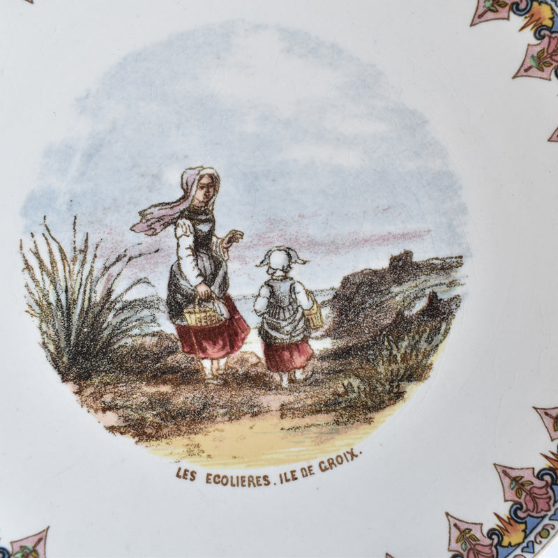 Antique decorative plate U&C Sarreguemines Les Ecolières Iles de Croix