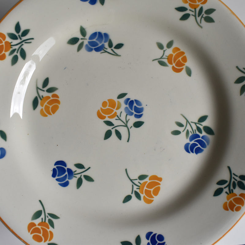 Vintage pedestal plate Creil-Montereau Printemps