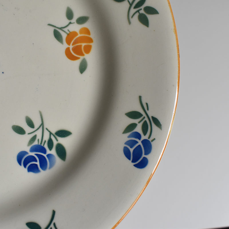 Vintage pedestal plate Creil-Montereau Printemps