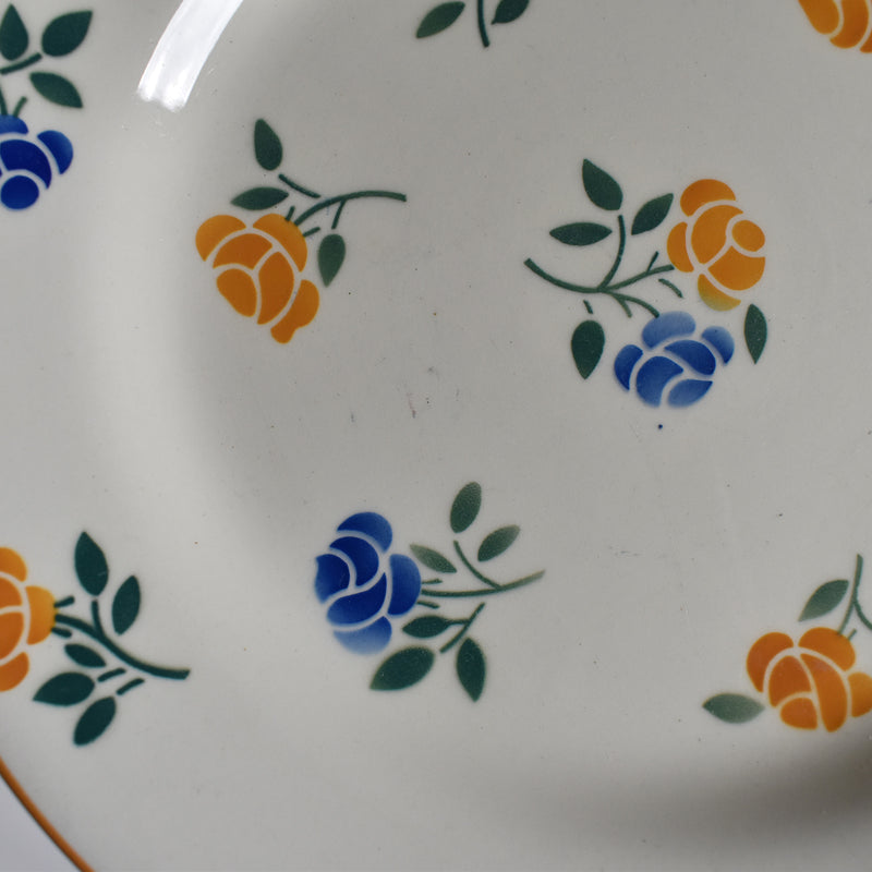 Vintage pedestal plate Creil-Montereau Printemps