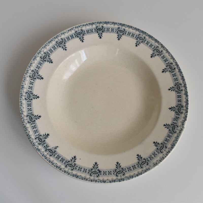 Antique Deep Plate TERRE DE FER Boëtie A