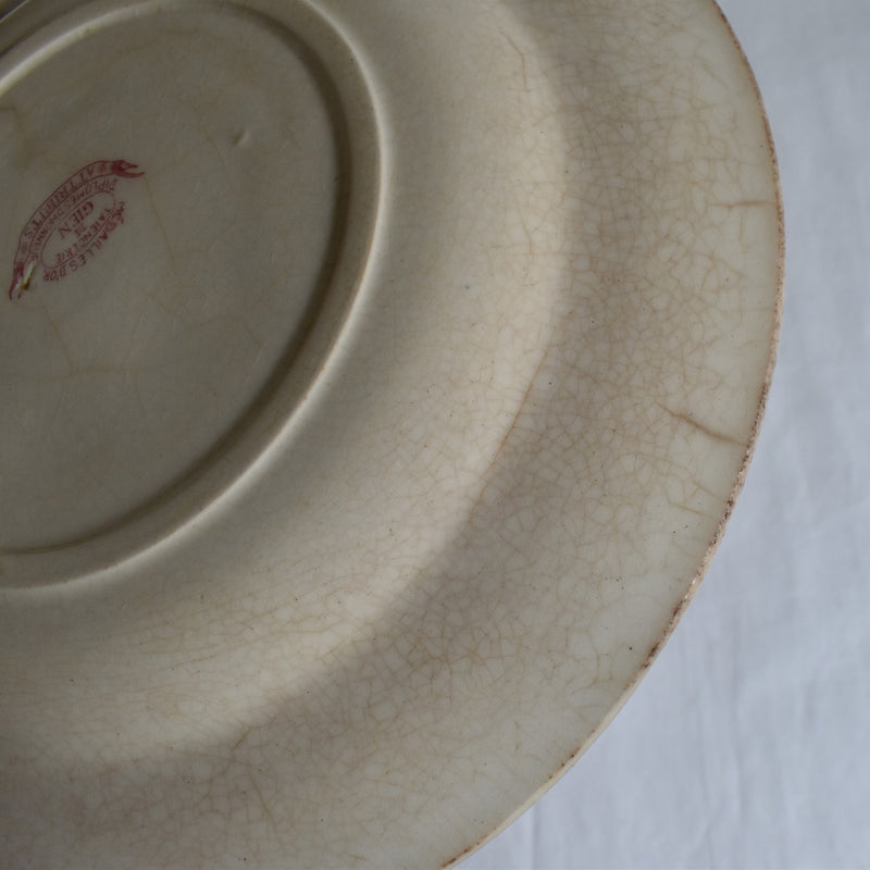 Antique Plate, Gien, Attributs