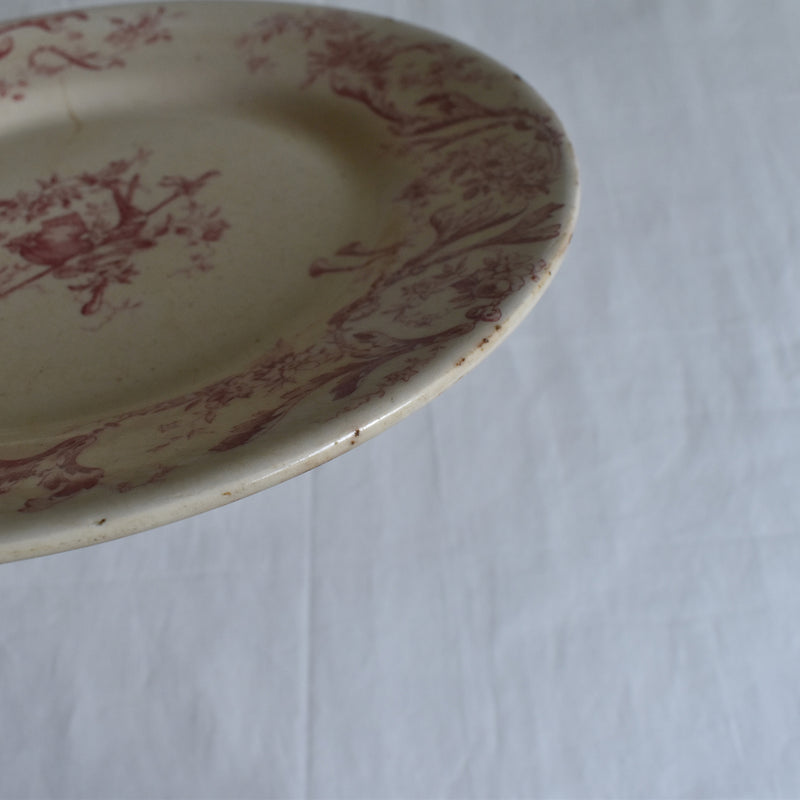 Antique Plate, Gien, Attributs