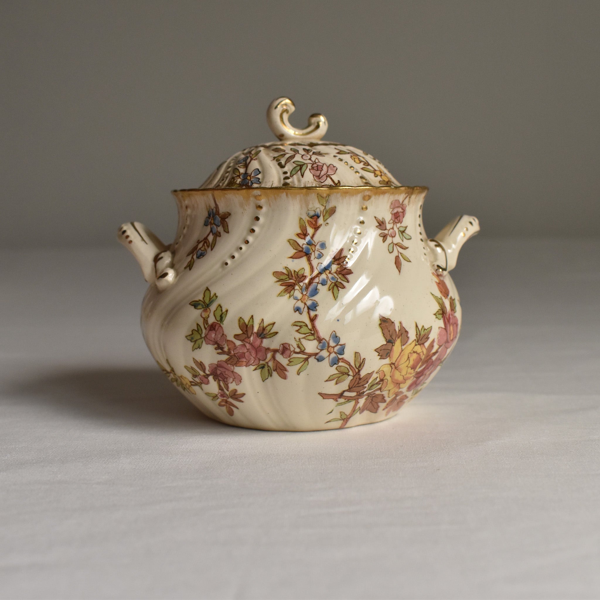 アンティークシュガーポット U&C サルグミンヌ Louis XV — Loane Interior