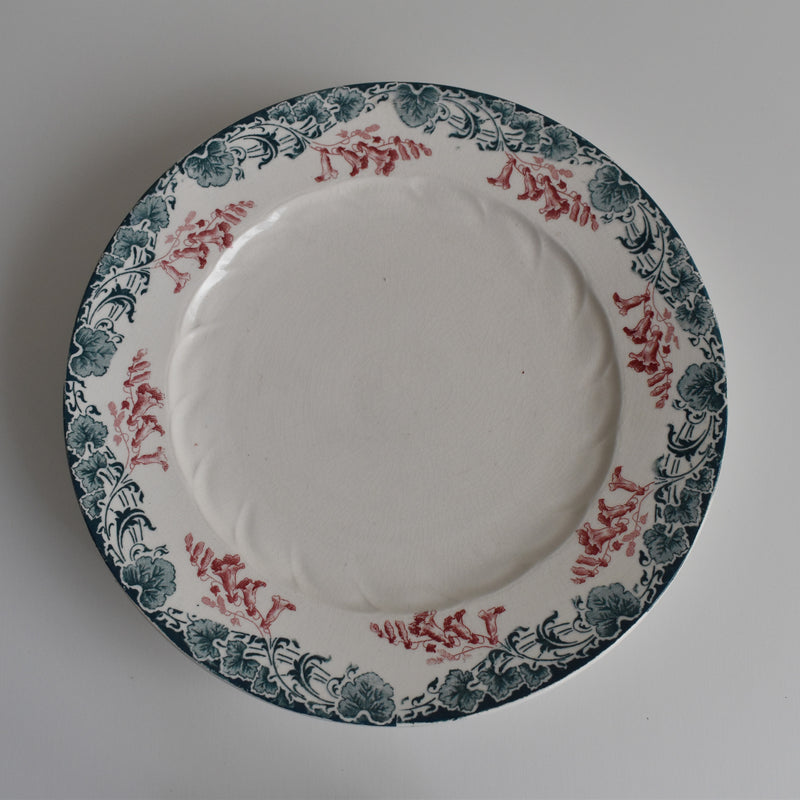 Antique Pedestal Plate Lonwy Carmen