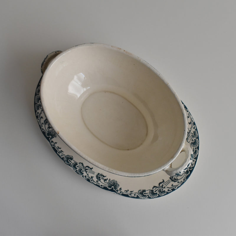 Antique sauce boat, Longwy, Carmen