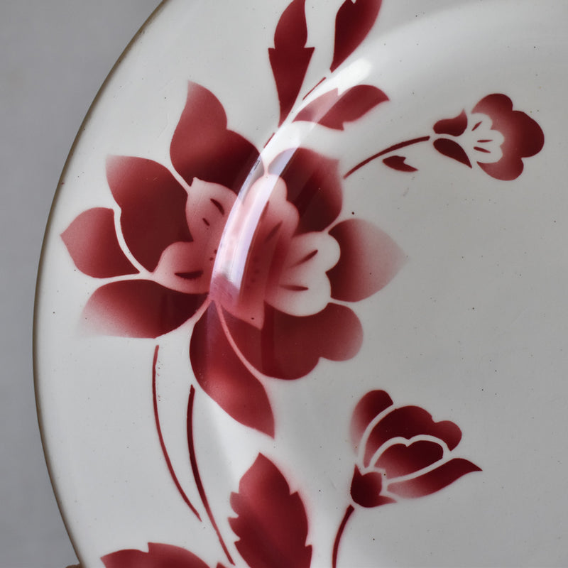 Vintage Plate: Moulin des Loups Fleur Rouge A