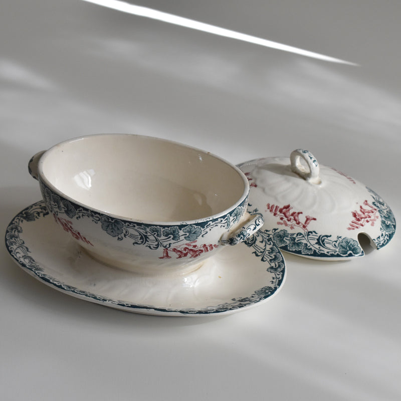 Antique sauce boat, Longwy, Carmen