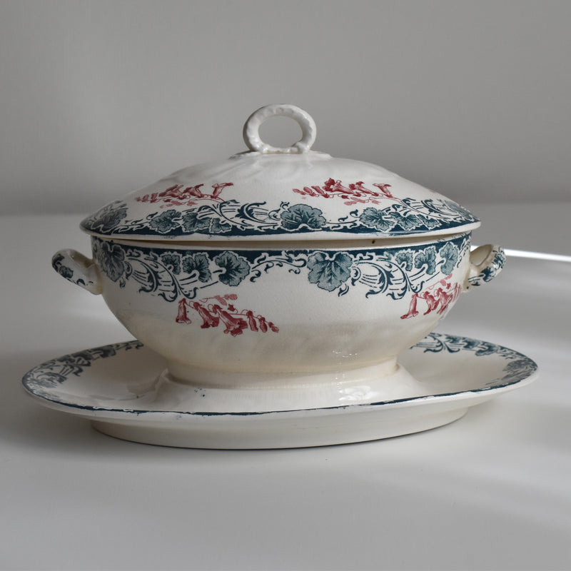 Antique sauce boat, Longwy, Carmen