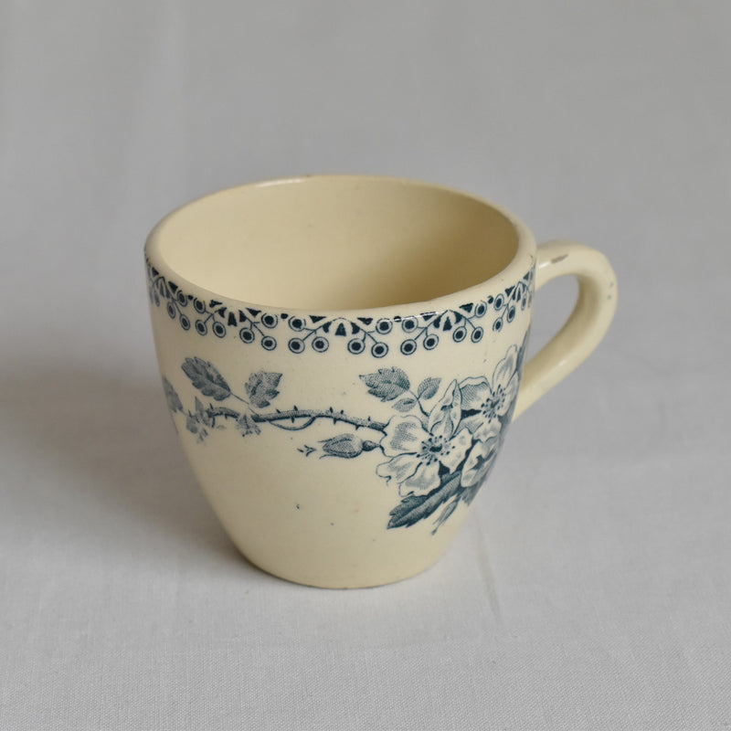 Antique Cup Saint-Amand & Hamage Guadeloupe A