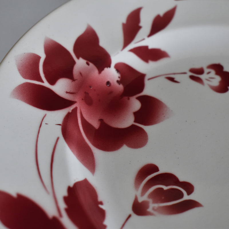 Vintage Plate, Moulin des Loups, Fleur Rouge F
