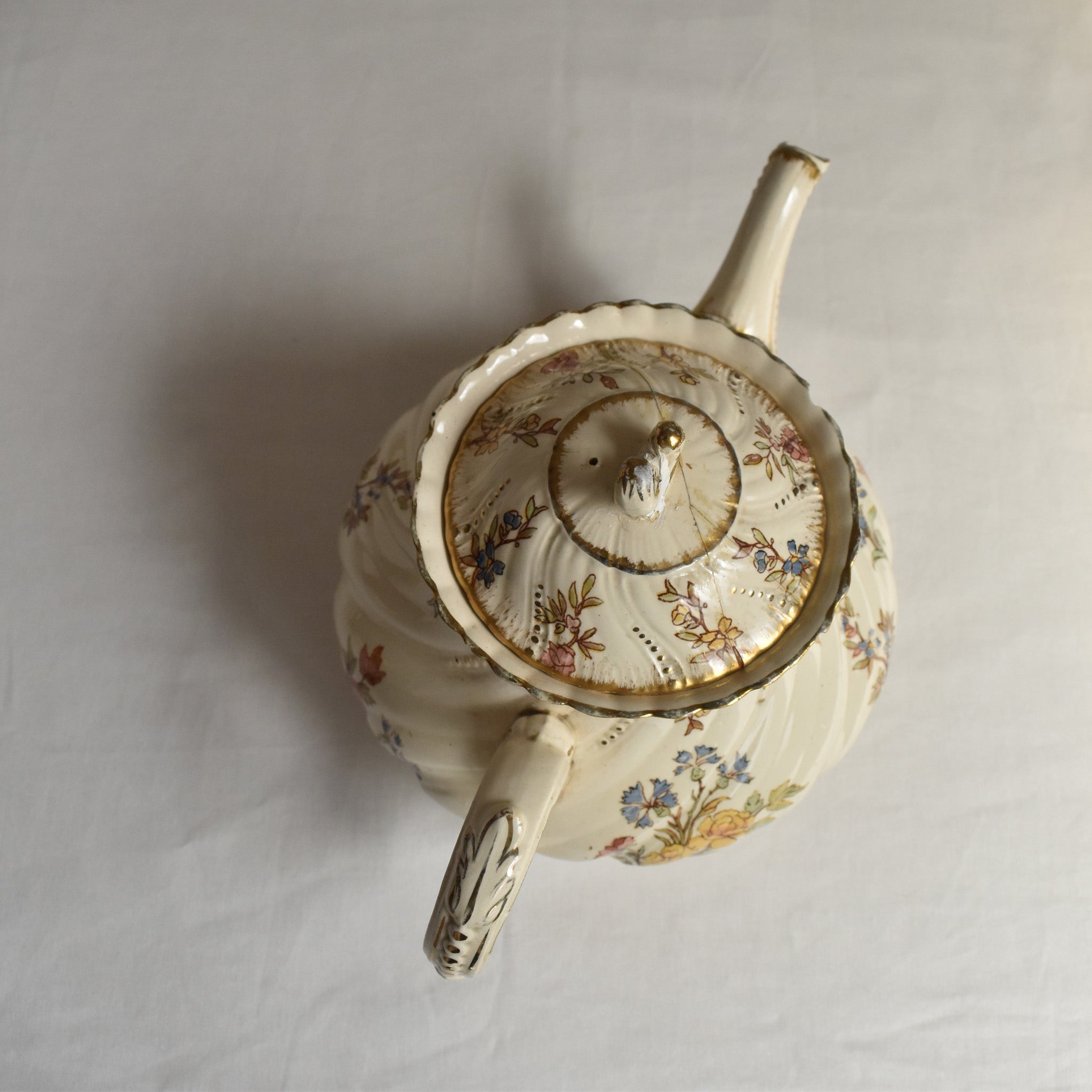 アンティークティーポット U&C サルグミンヌ Louis XV — Loane Interior