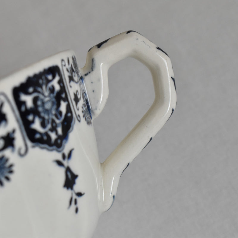 Vintage cup Gien