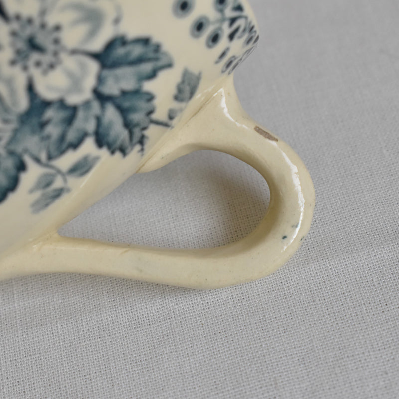 Antique Cup Saint-Amand & Hamage Guadeloupe A