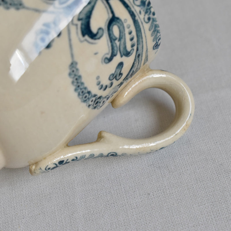 Antique Cup Au planteur de Caiffa Guirlande B
